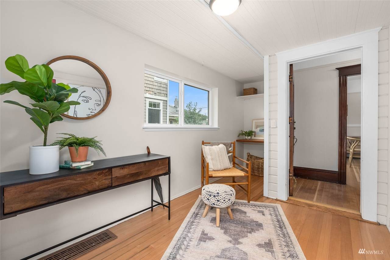 209 15th Avenue - Photo 1