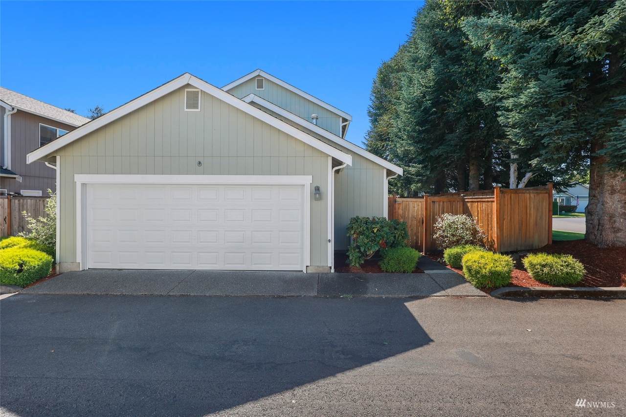 8128 Westcott Lane - Photo 1