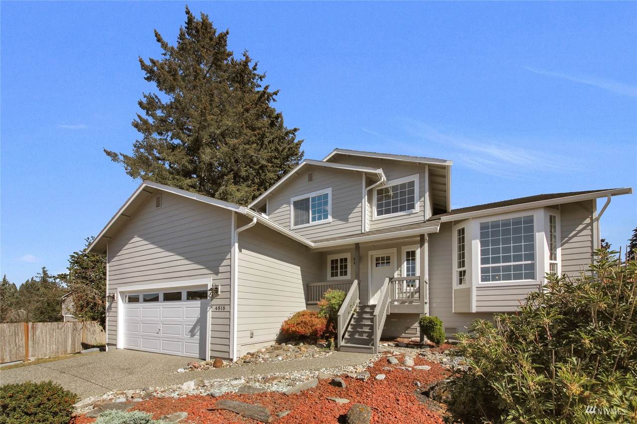 4815 67th Dr Ne - Photo 1