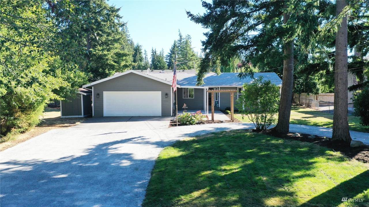 390 Cambrae Drive - Photo 1