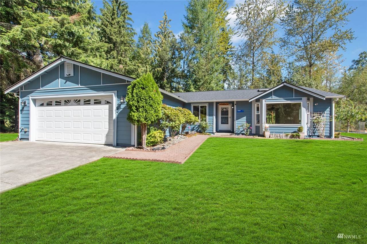9309 101st Avenue - Photo 1