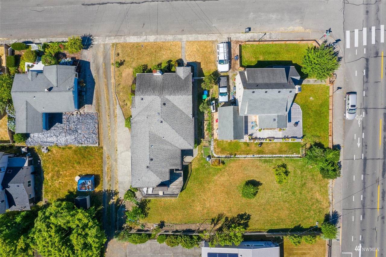 1115 Bigelow Avenue - Photo 1