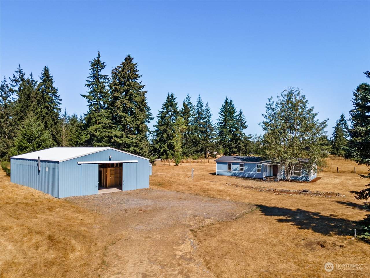 7532 187th Avenue - Photo 1