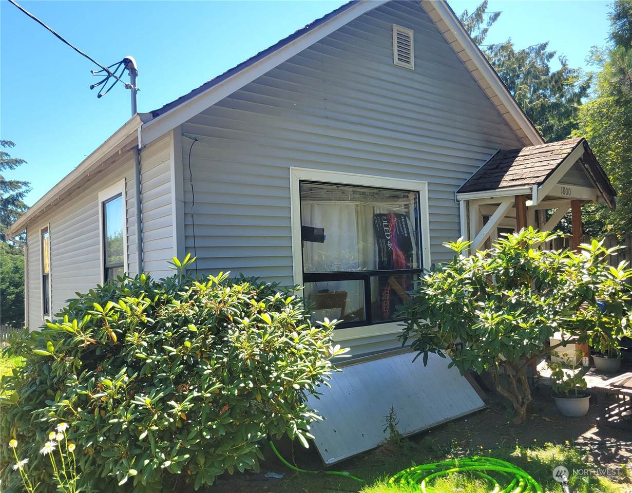 1800 18th Avenue - Photo 1