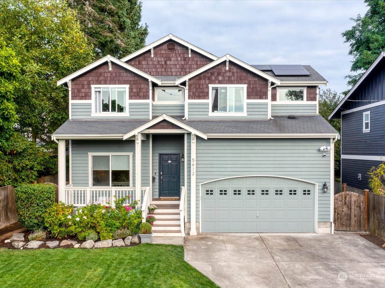 5612 48th Avenue - Photo 1