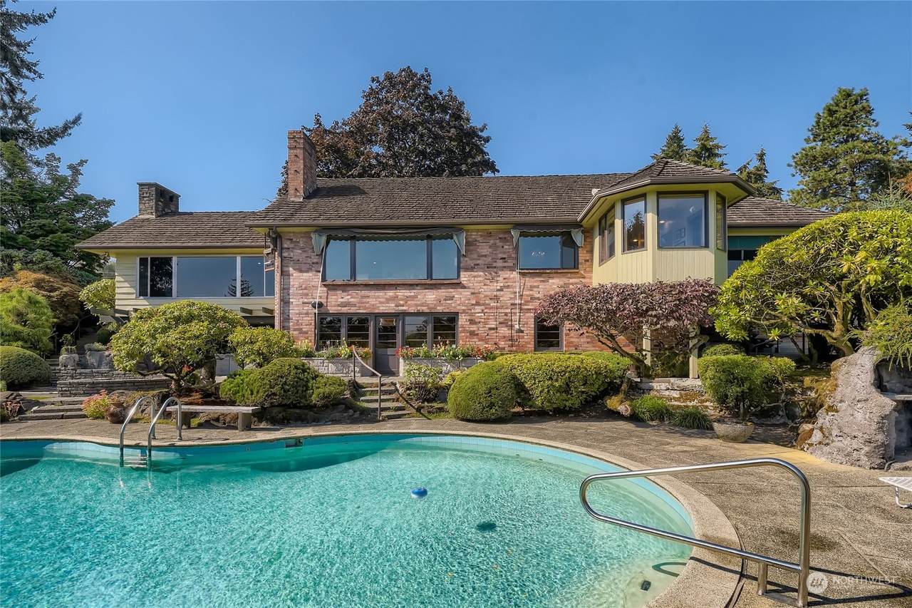 15630 38th Avenue - Photo 1