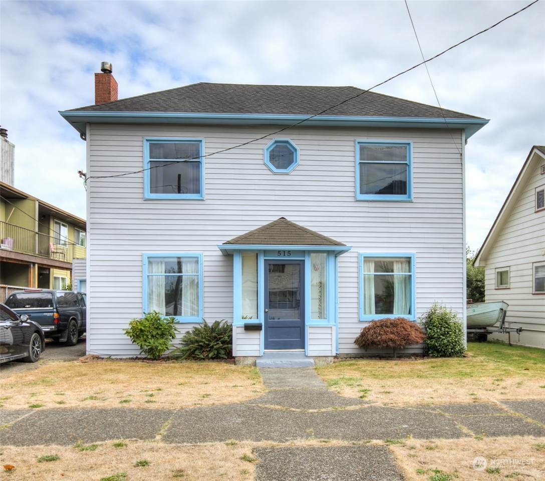 515 5th Street - Photo 1