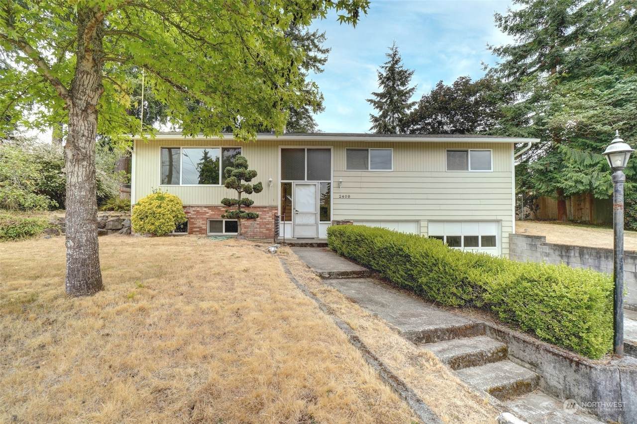 2408 9th Avenue - Photo 1