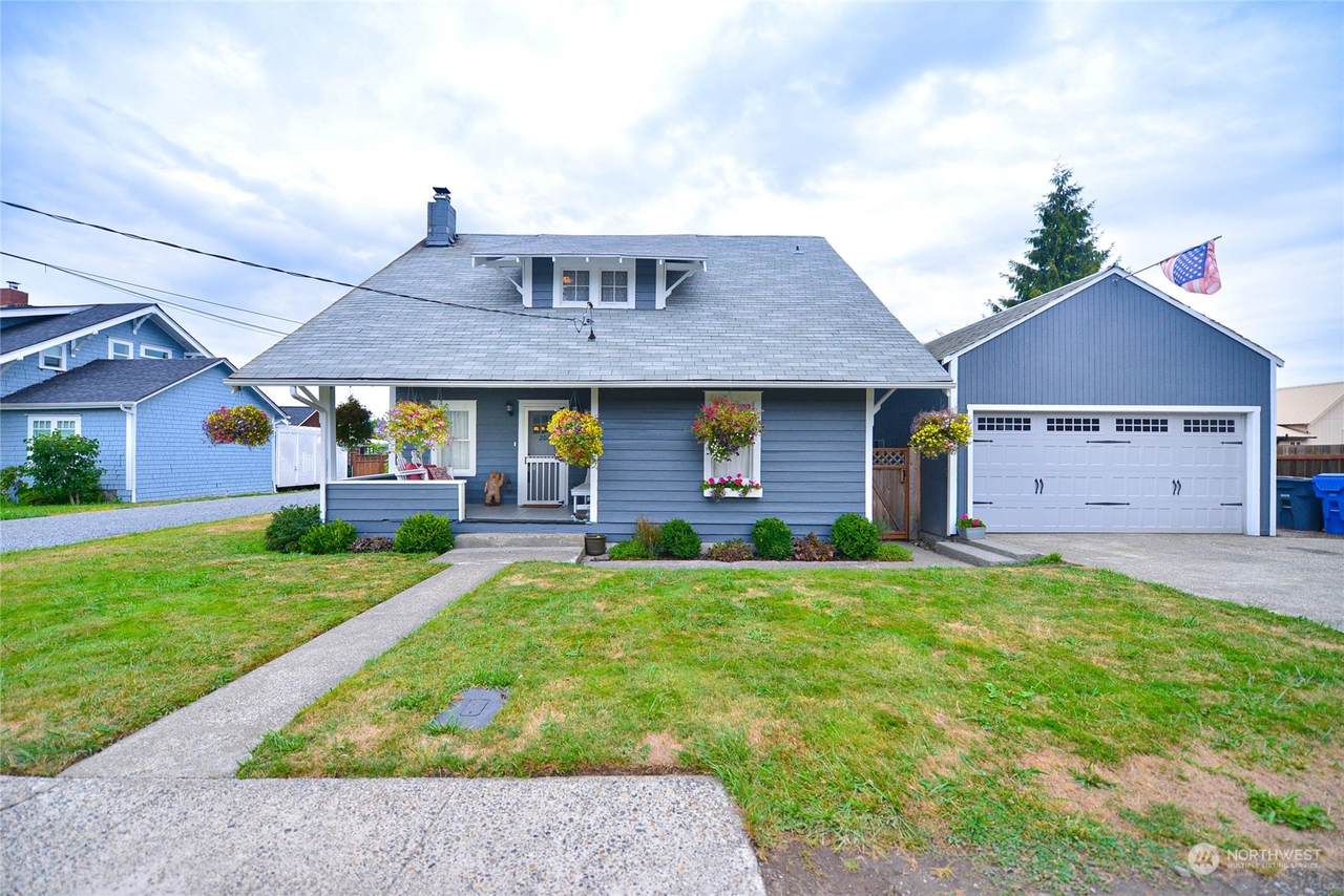 204 Prospect Street - Photo 1