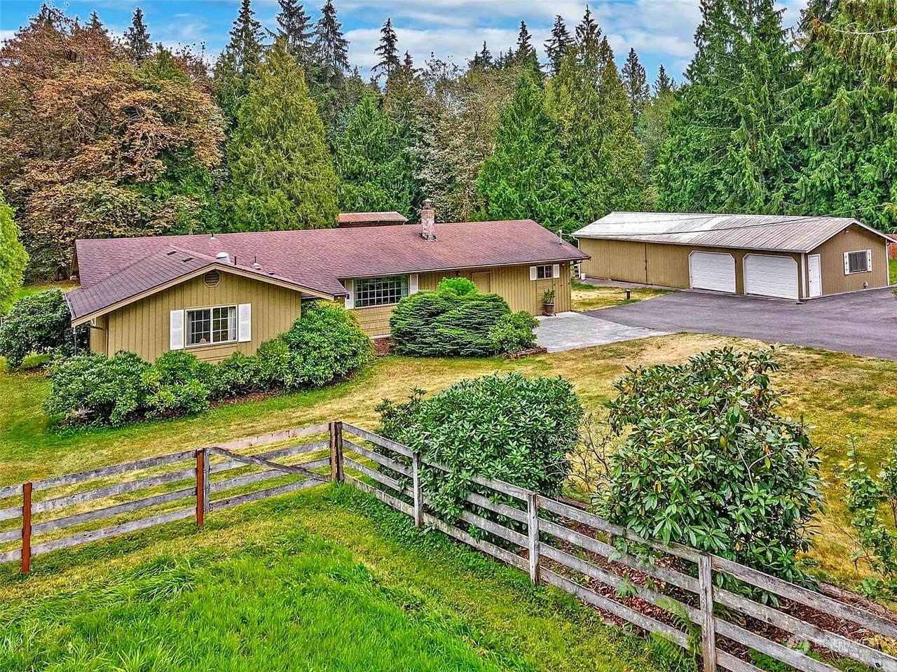 5515 123RD Avenue - Photo 1