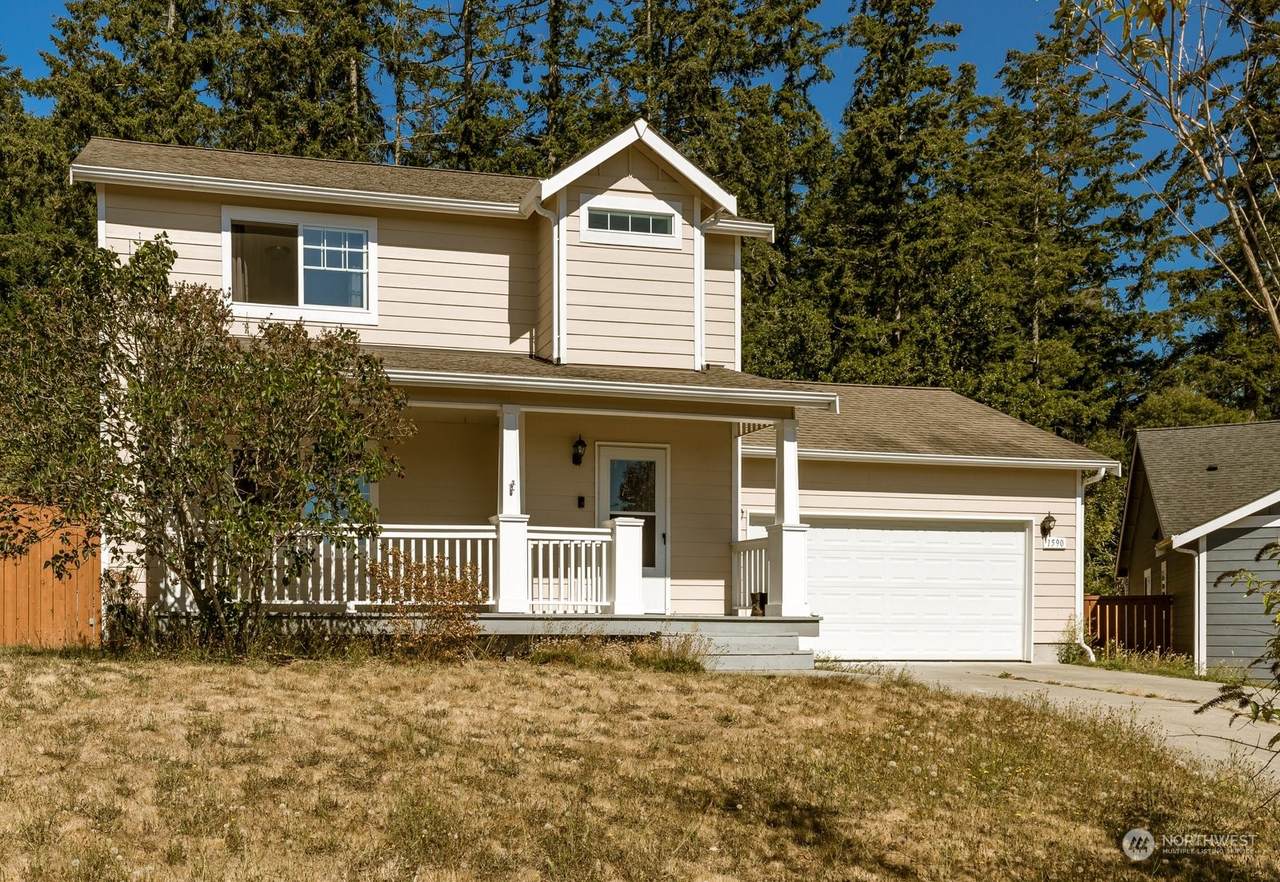 1590 Almond Loop - Photo 1