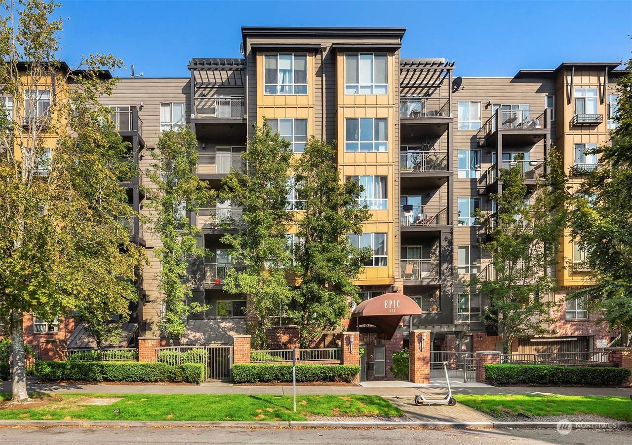 412 11th Avenue - Photo 1
