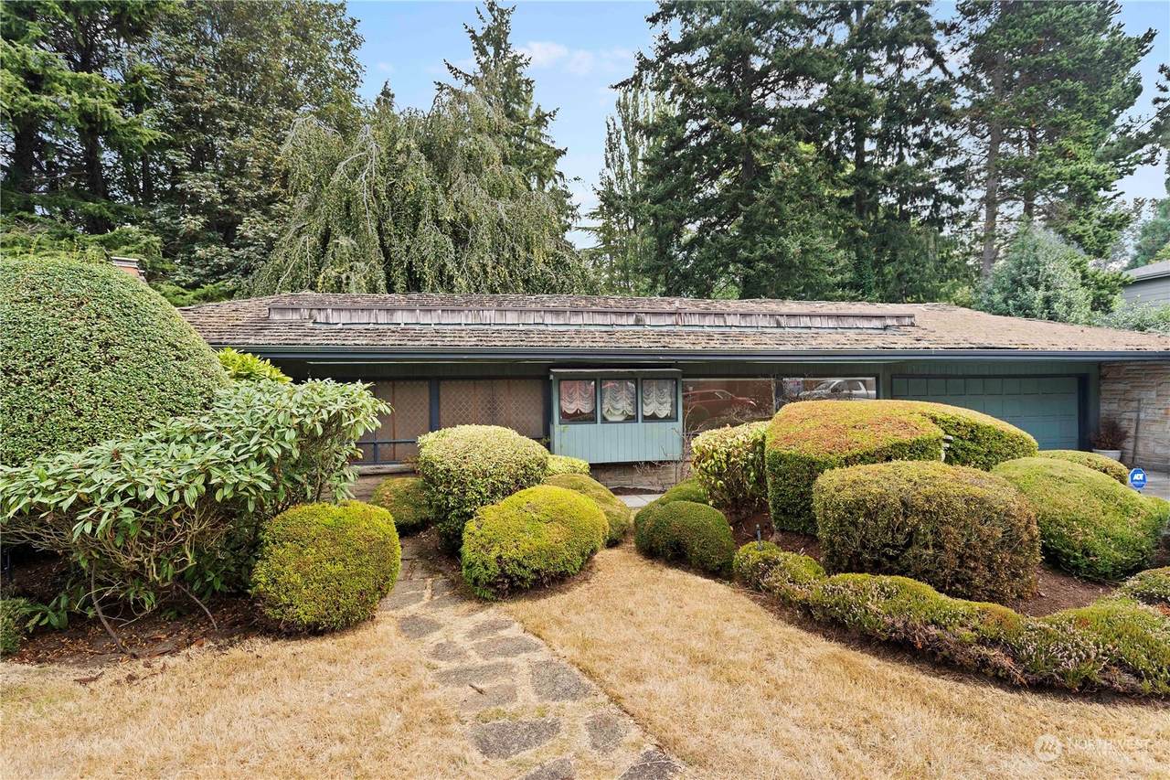 1806 Blue Ridge Drive - Photo 1