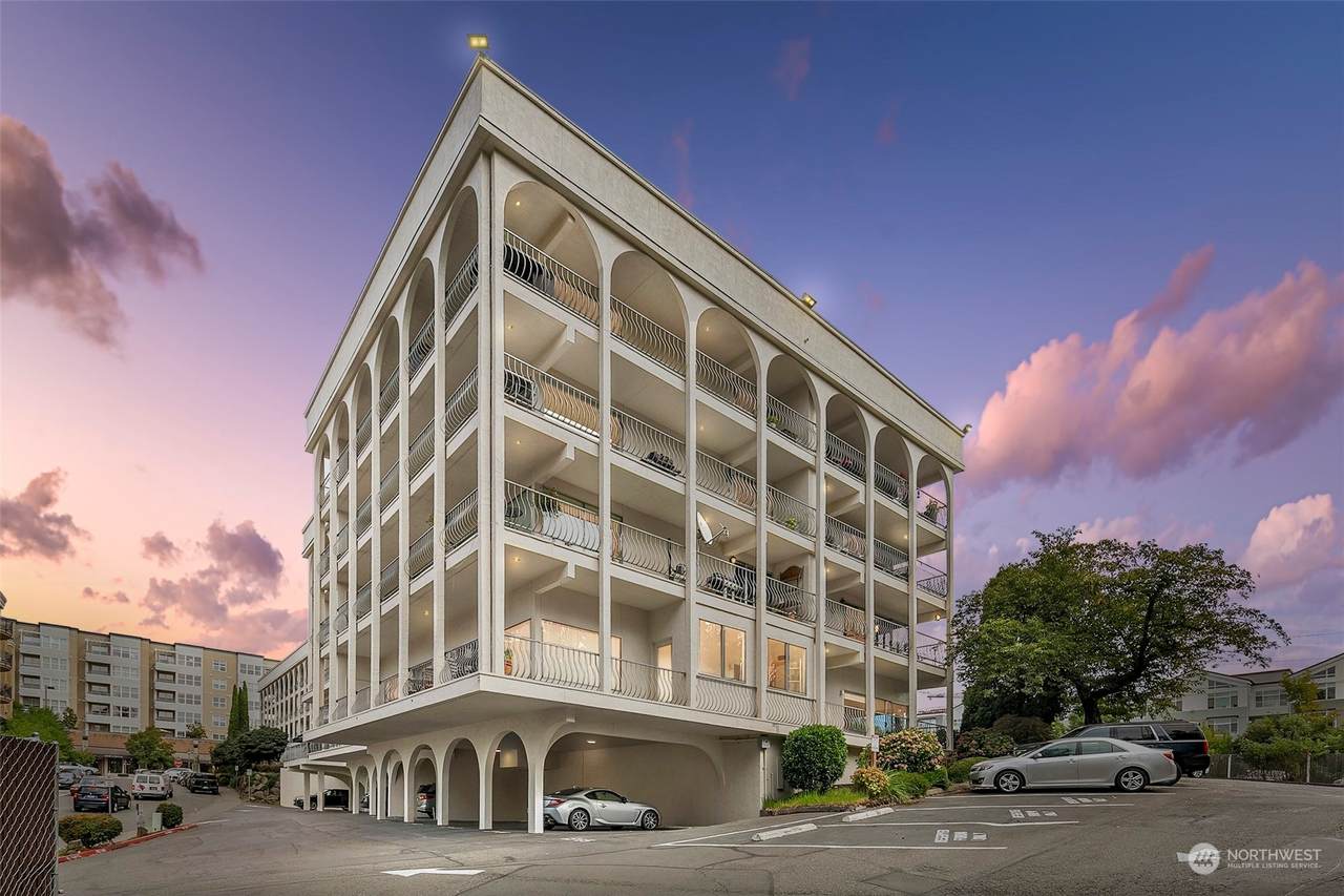 10129 Main Street - Photo 1