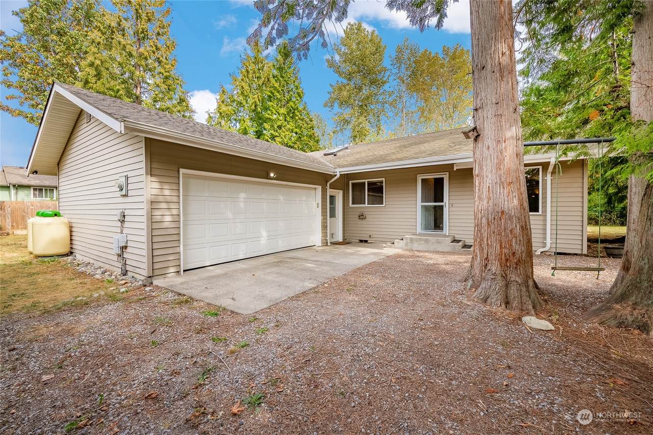 1500 Runge Avenue - Photo 1