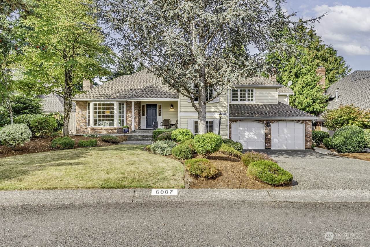 6807 126th Avenue - Photo 1