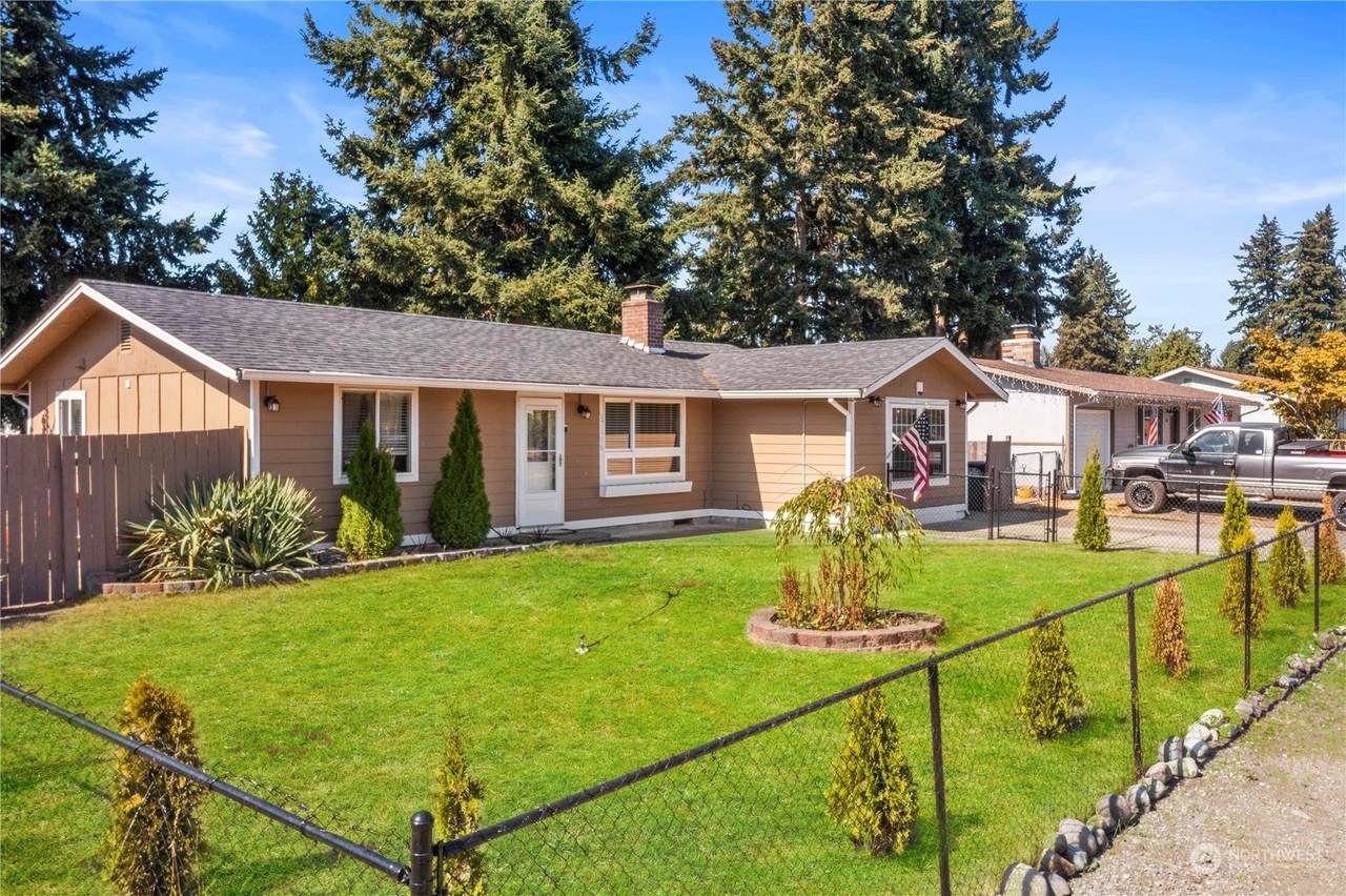 17116 6th Avenue Ct - Photo 1