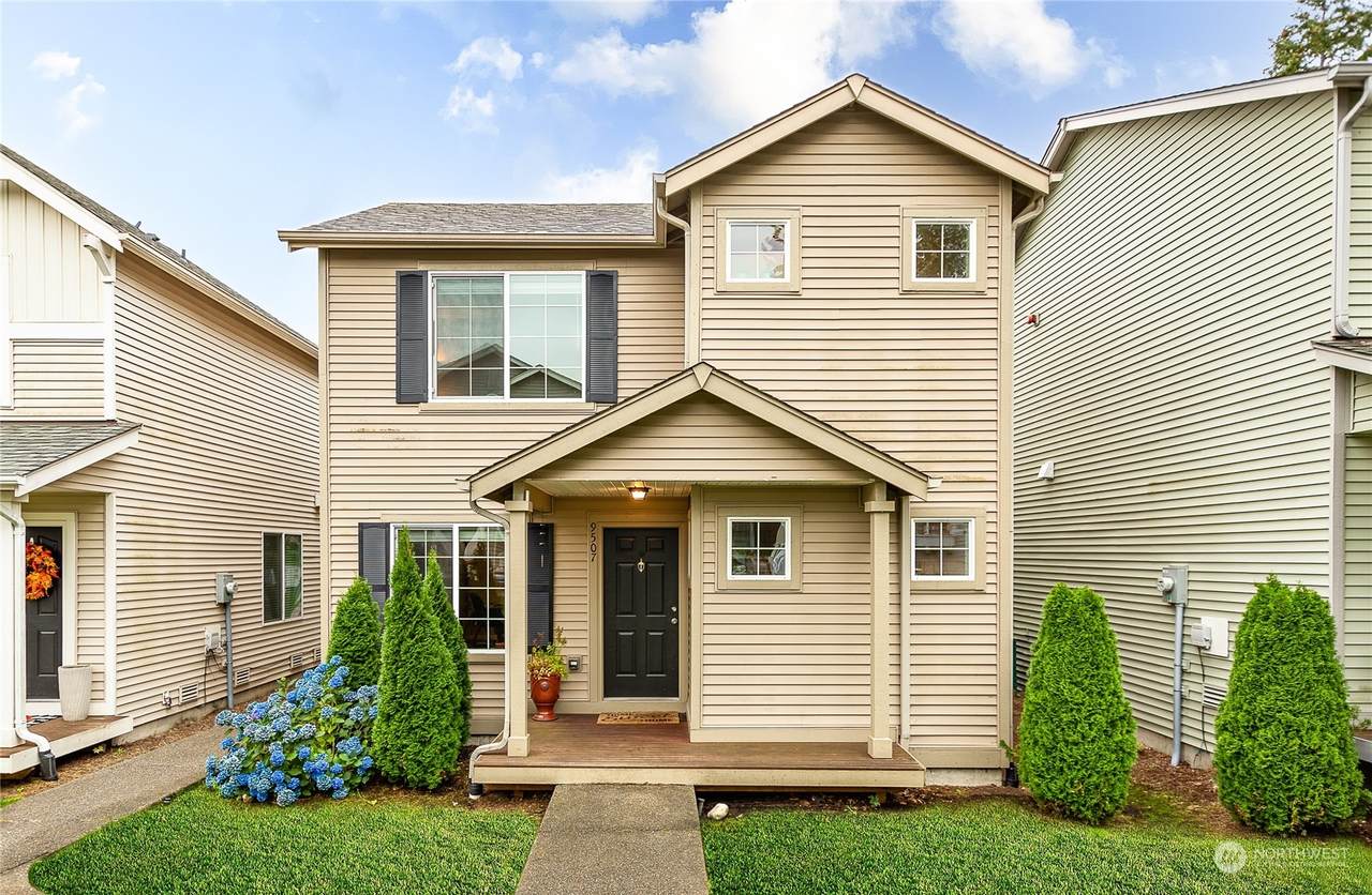 9507 Hancock Avenue - Photo 1