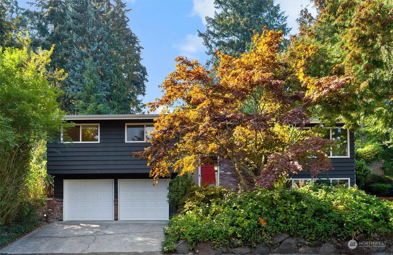 9425 17th Avenue - Photo 1