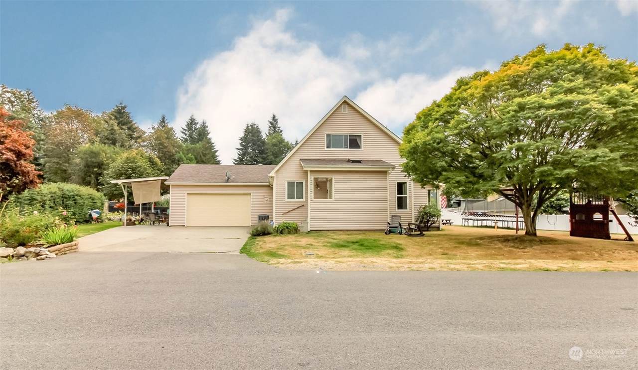 25324 38th Avenue - Photo 1