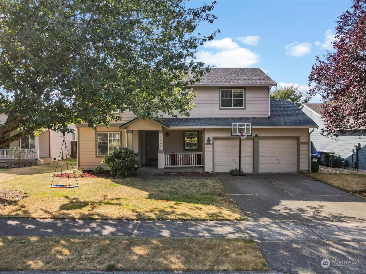 4625 Parkside Drive - Photo 1