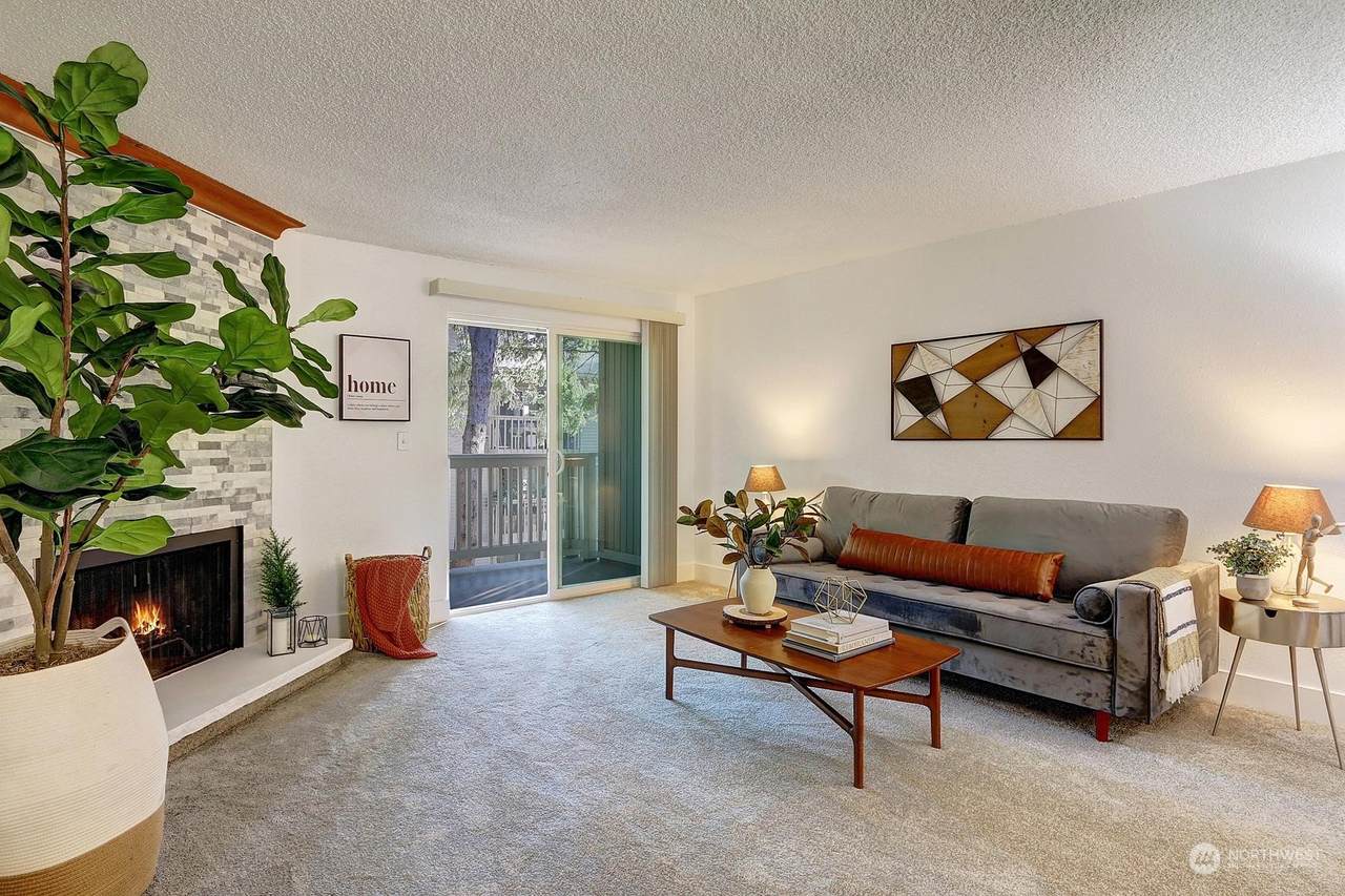 14527 40th Street - Photo 1