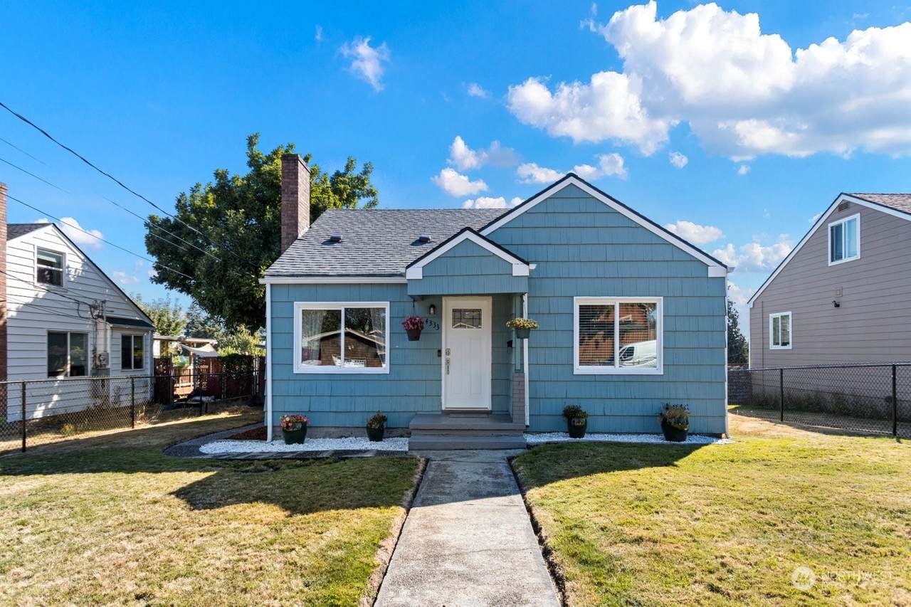 4333 B Street - Photo 1