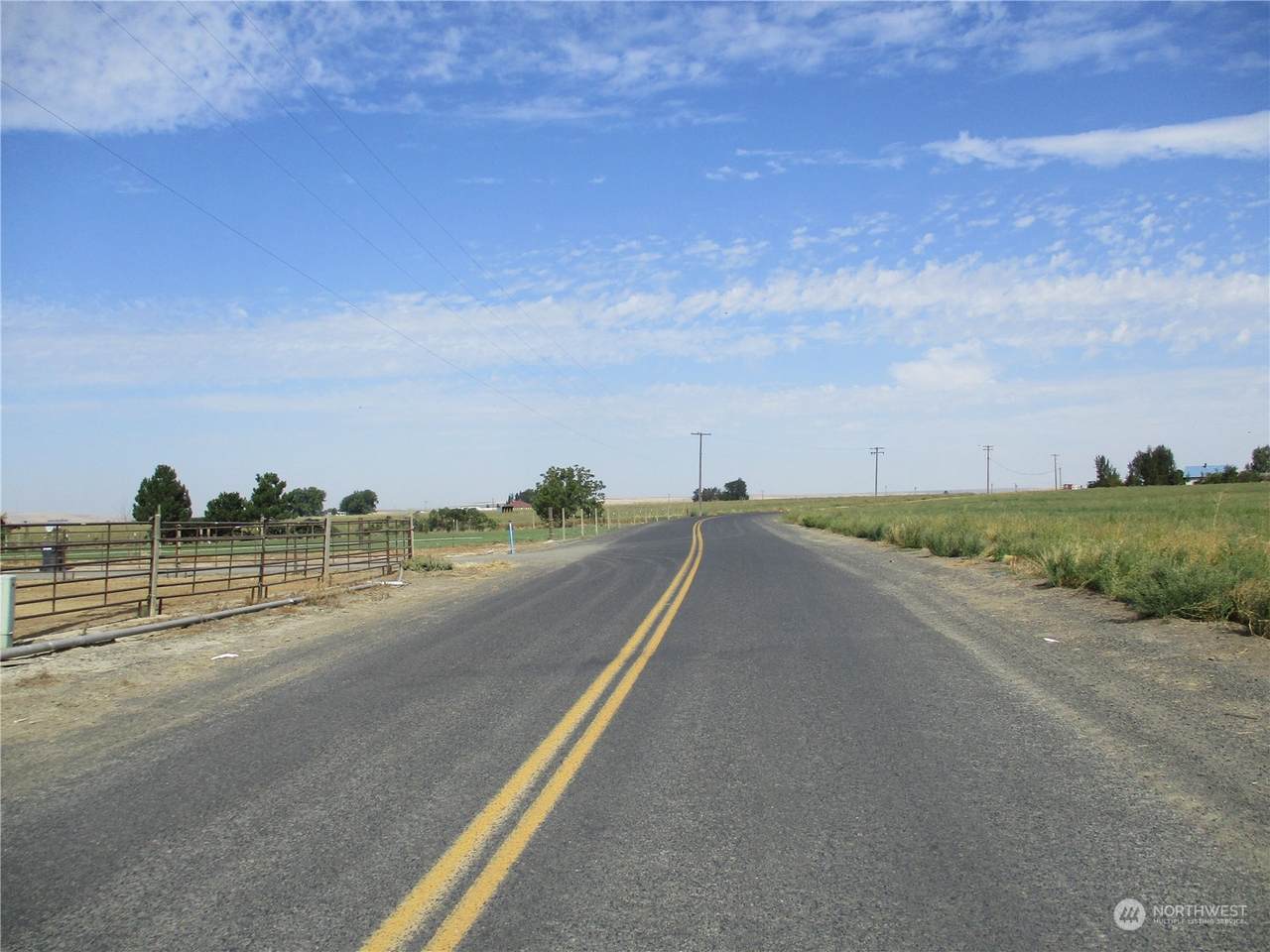 https://bt-photos.global.ssl.fastly.net/nwmls/1280_boomver_1_1999071-1.jpg
