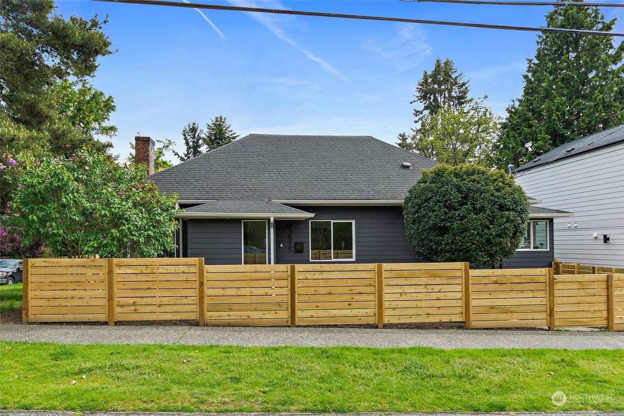 2515 54th Street - Photo 1