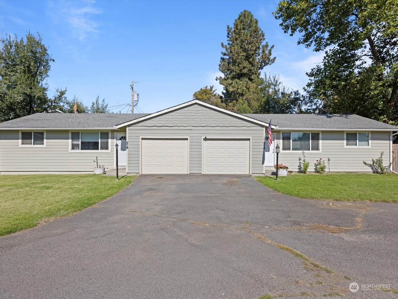 214 216 Garden Drive - Photo 1