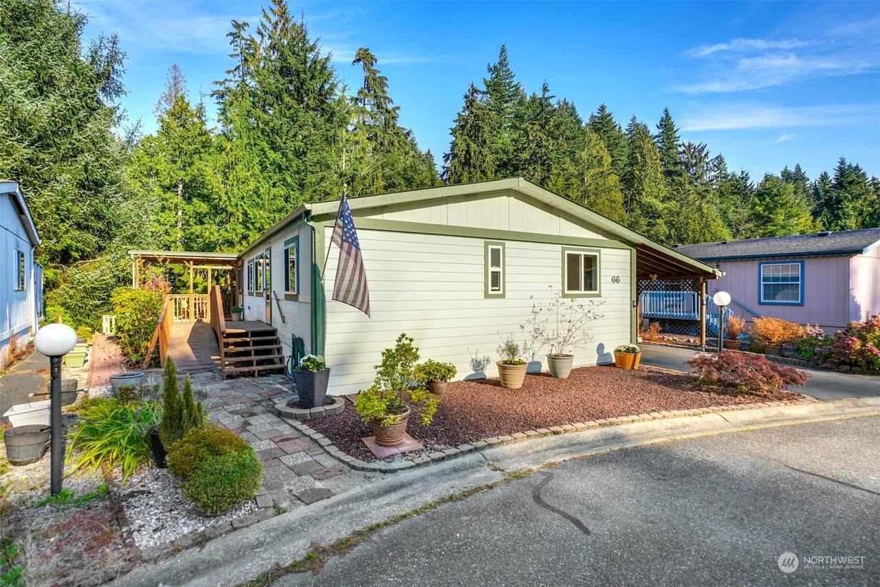 5810 Fleming St - Photo 1