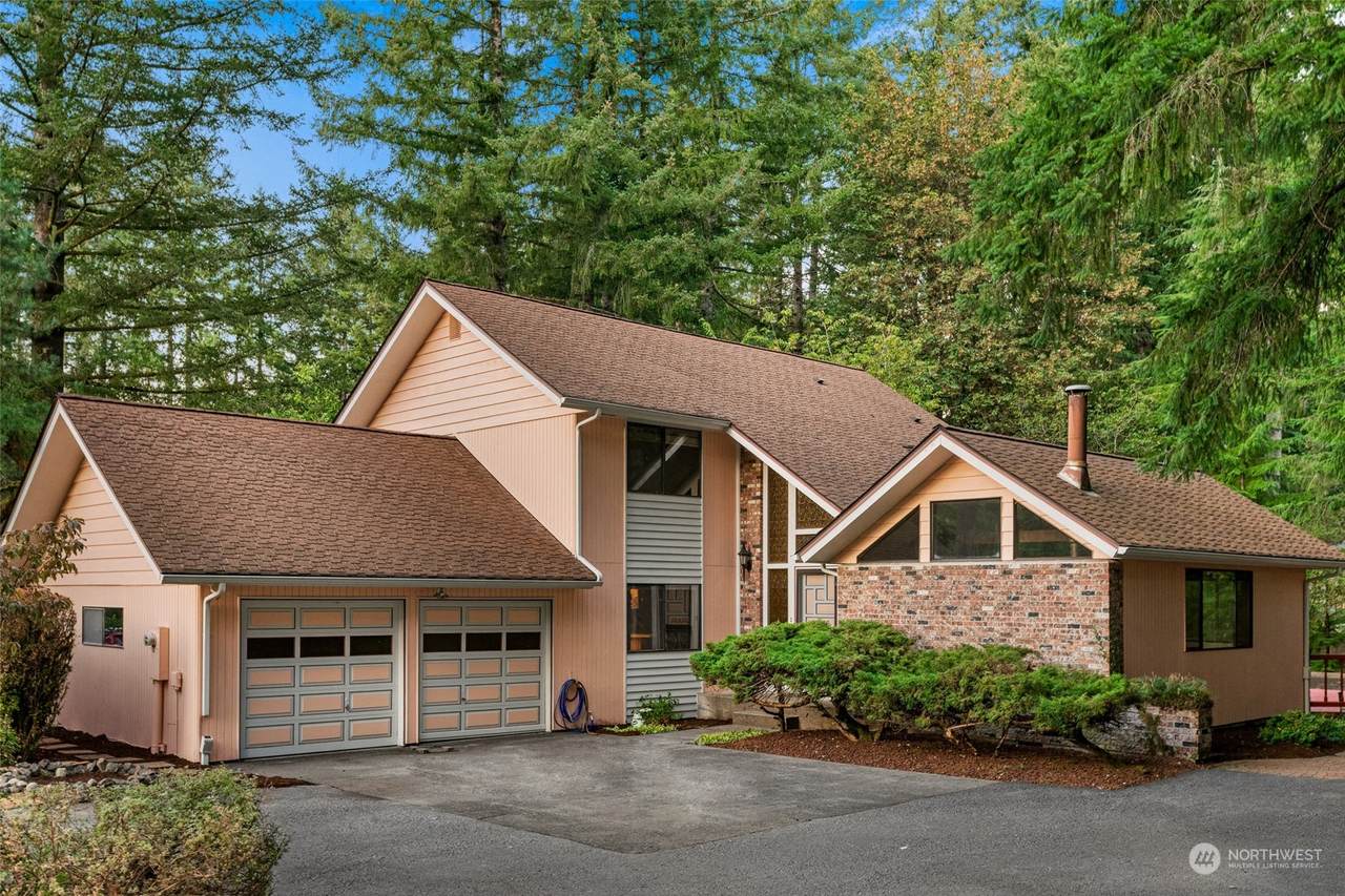 5806 Lancelot Court - Photo 1