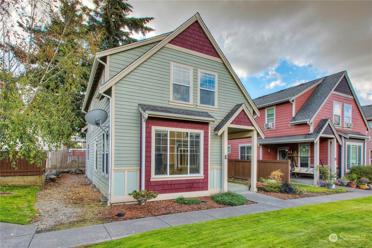 1748 Garfield Street - Photo 1