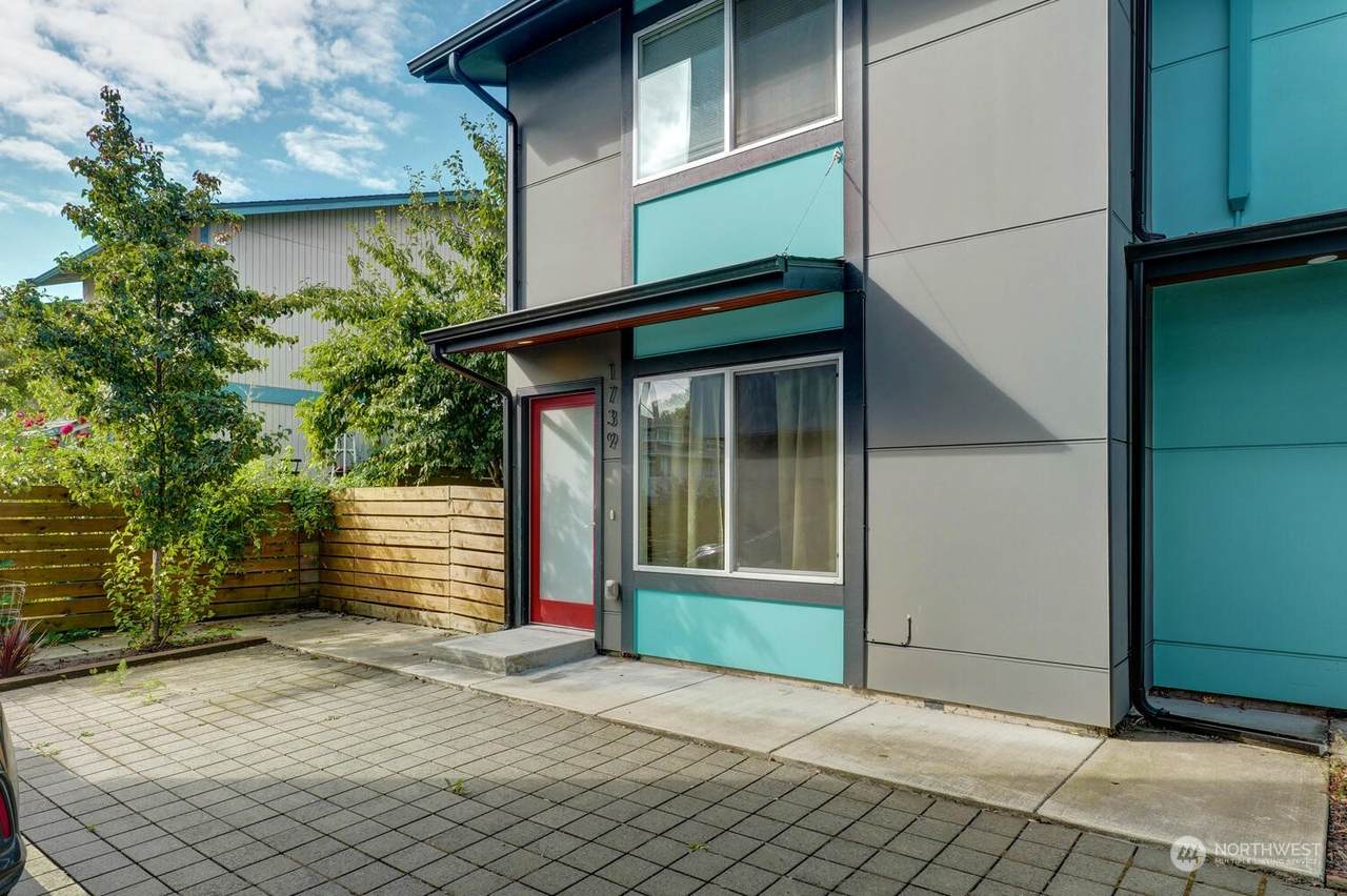 1739 26th Avenue - Photo 1