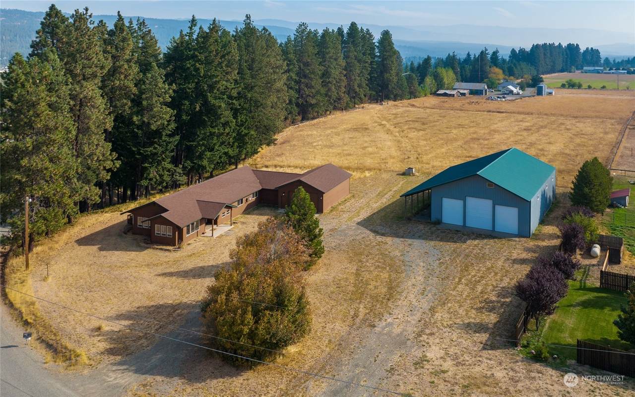 300 Pease Road - Photo 1