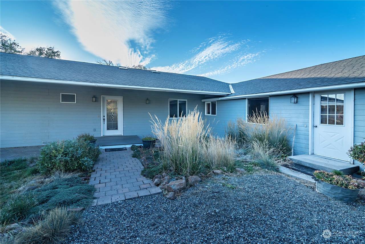 12551 Thrall Road - Photo 1