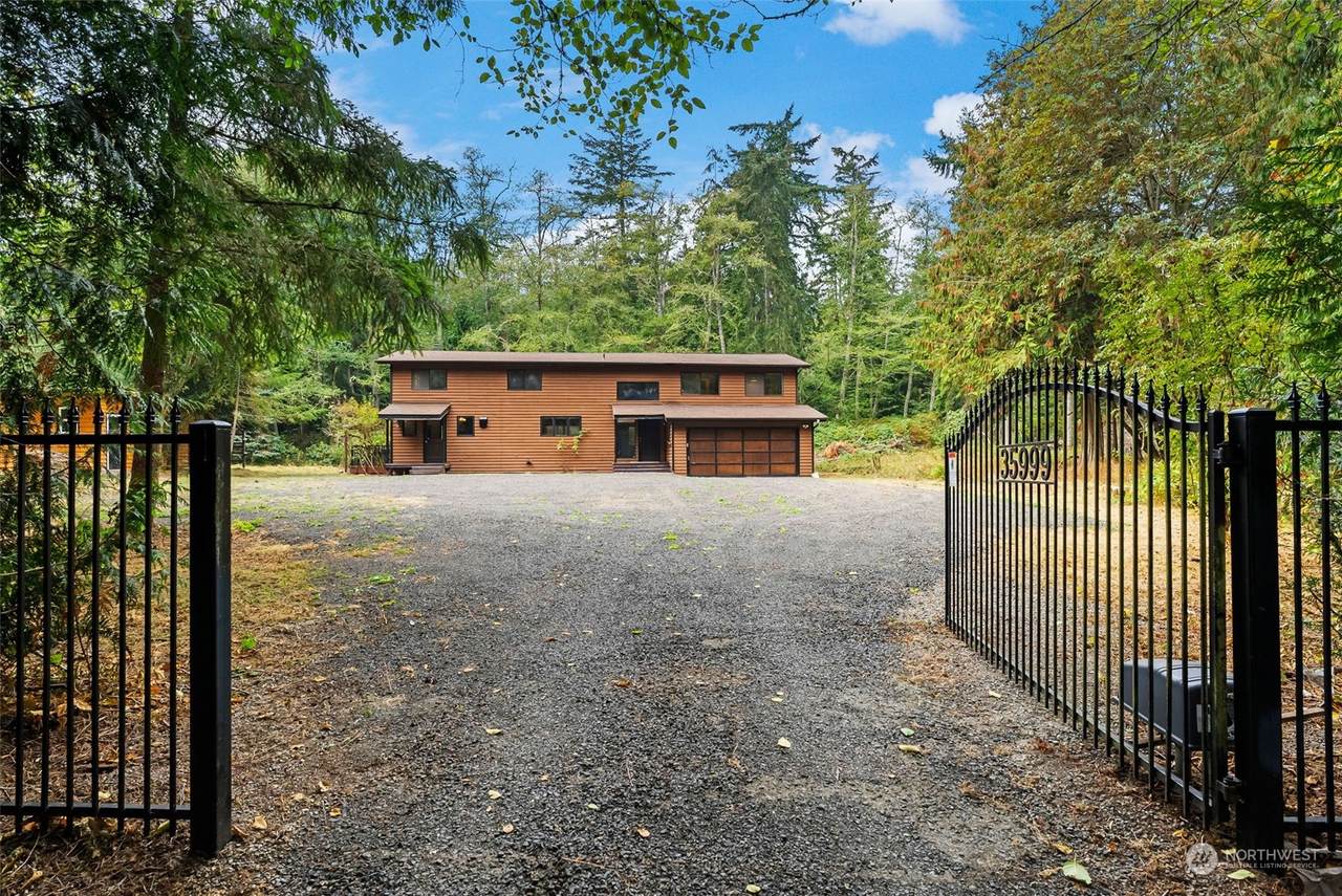35999 Hansville Road - Photo 1