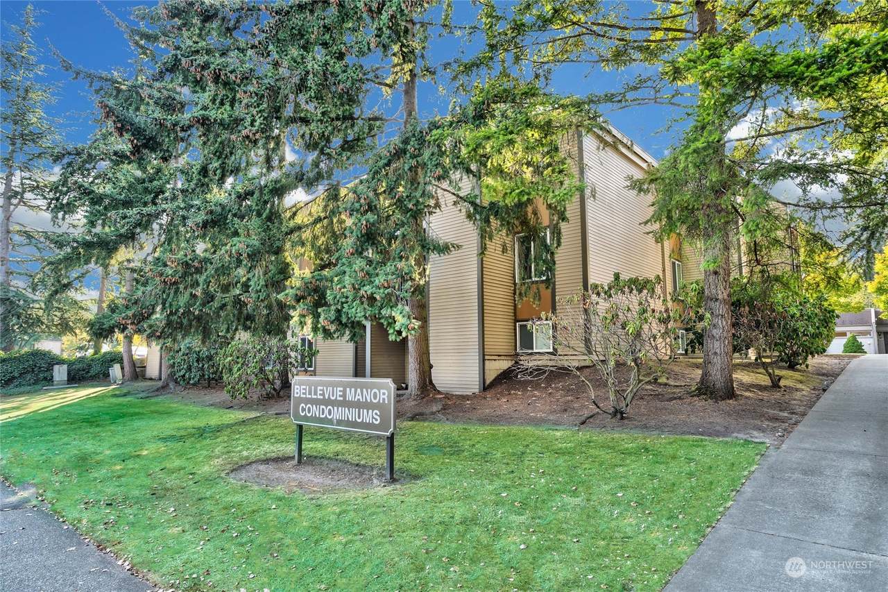 14650 32nd Street - Photo 1