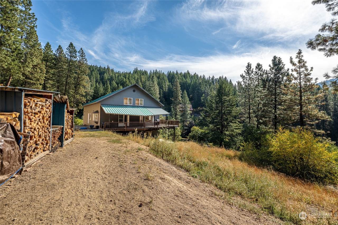 3991 Camas Creek Road - Photo 1
