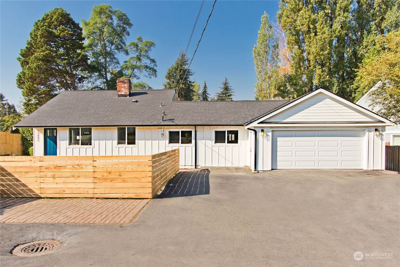 15803 16th Avenue - Photo 1
