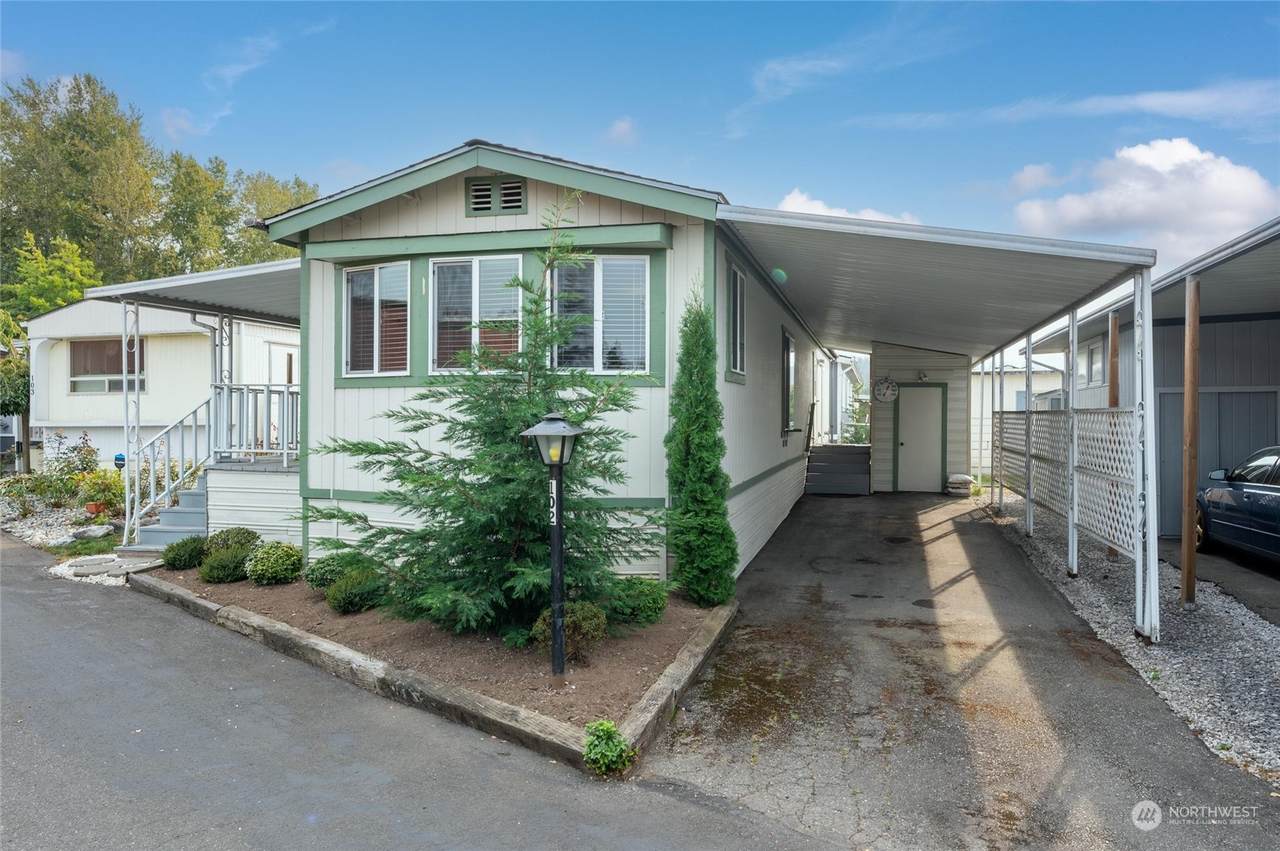 1200 Lincoln Street - Photo 1