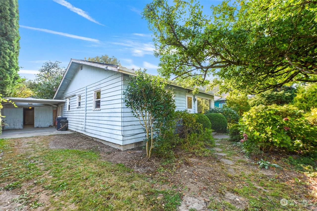 107 River Street - Photo 1