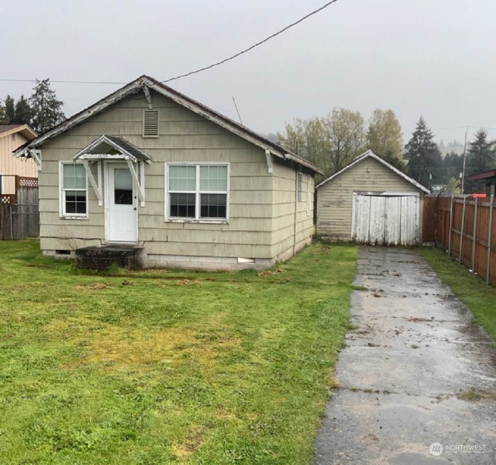 1654 Pacific Avenue - Photo 1
