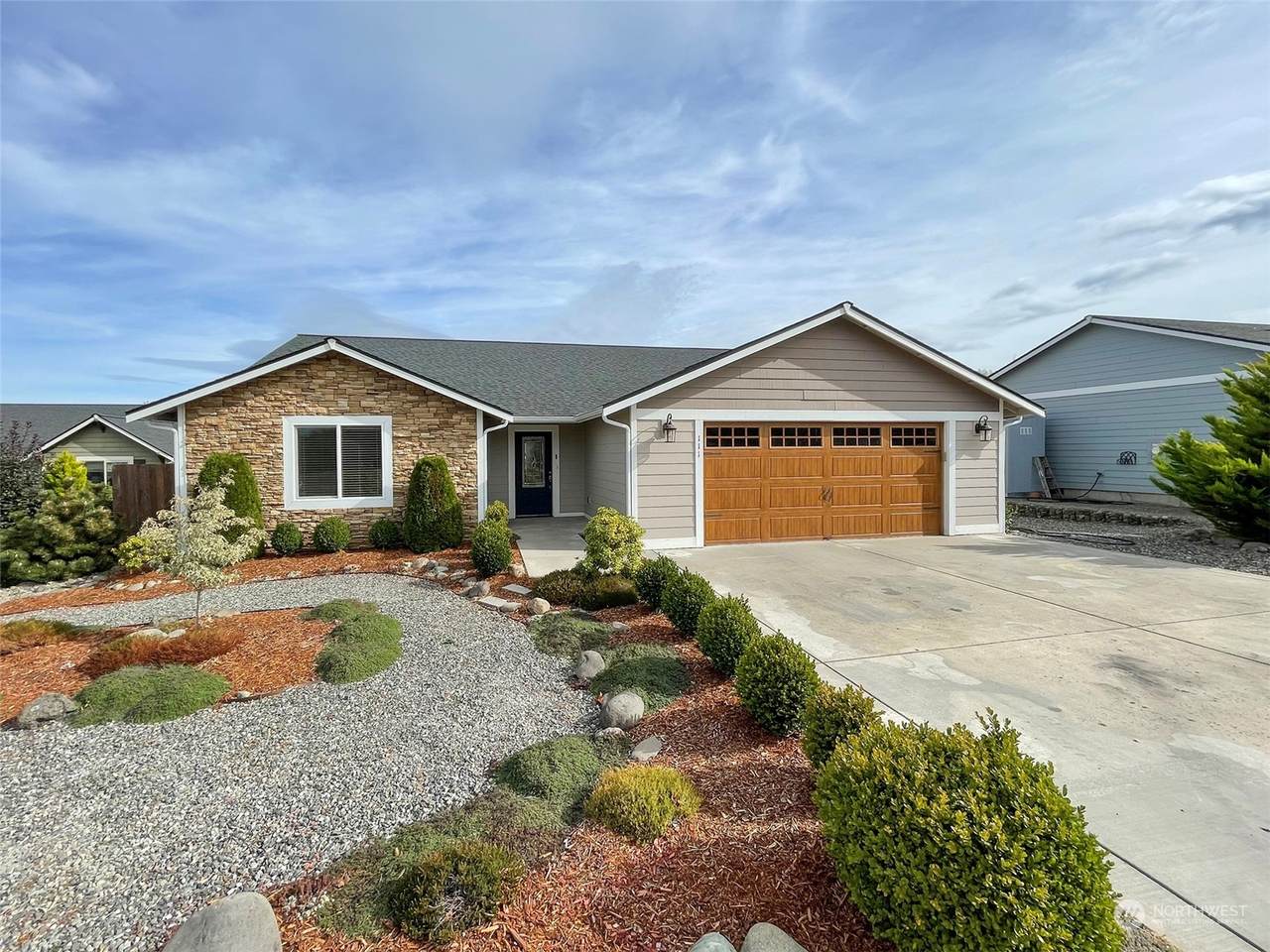 111 Rolling Hills Way - Photo 1