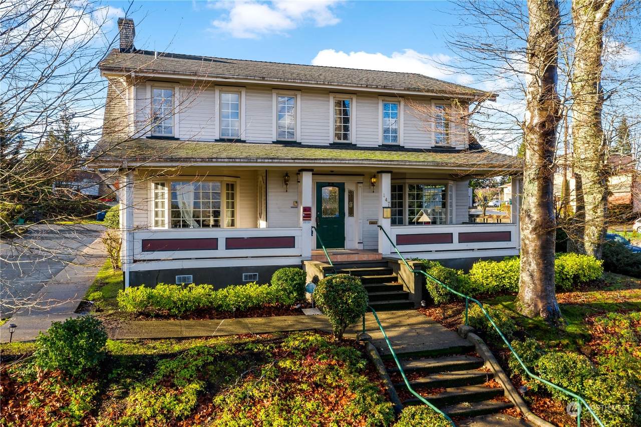147 Rogers Street - Photo 1