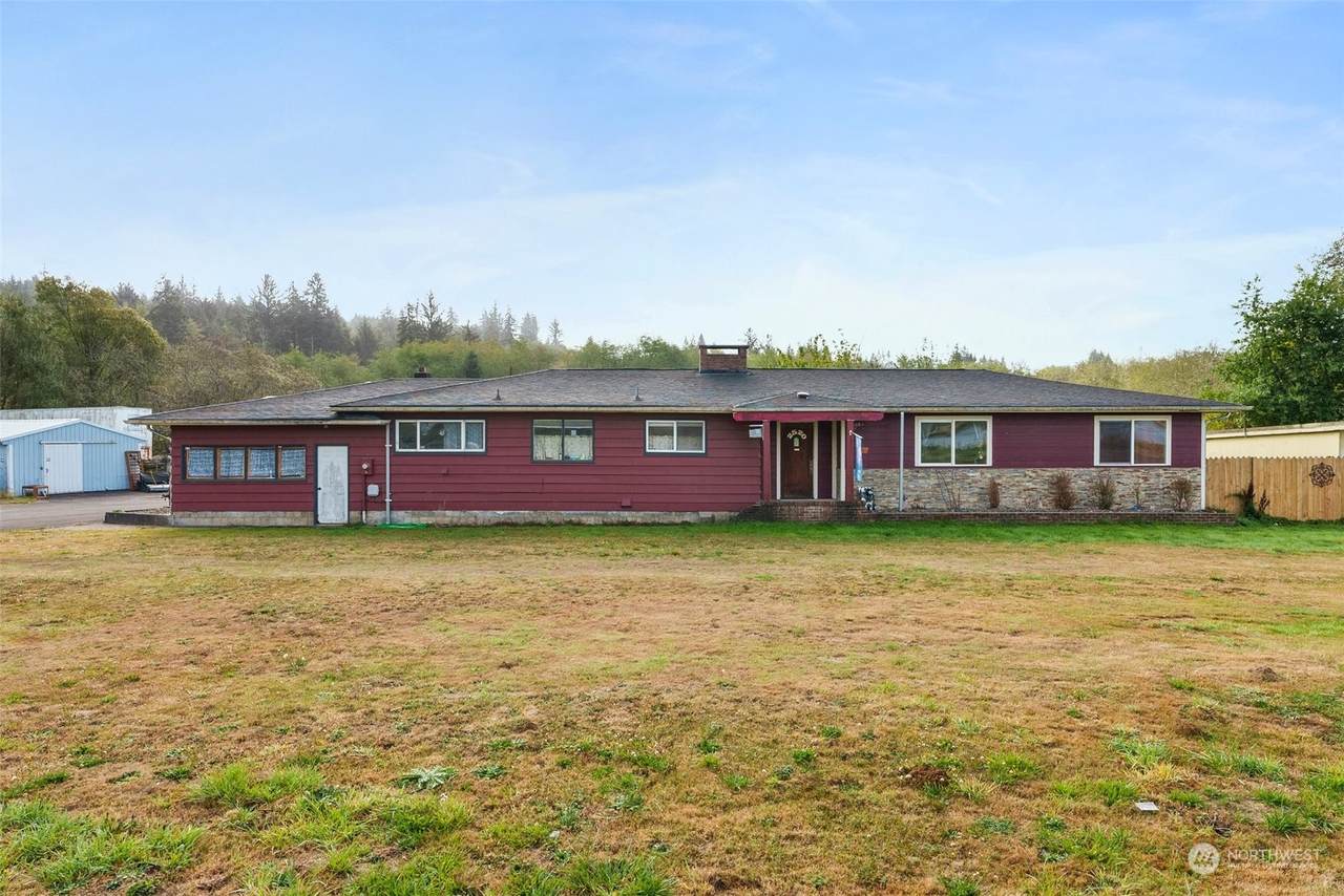 2520 Ocean Avenue - Photo 1