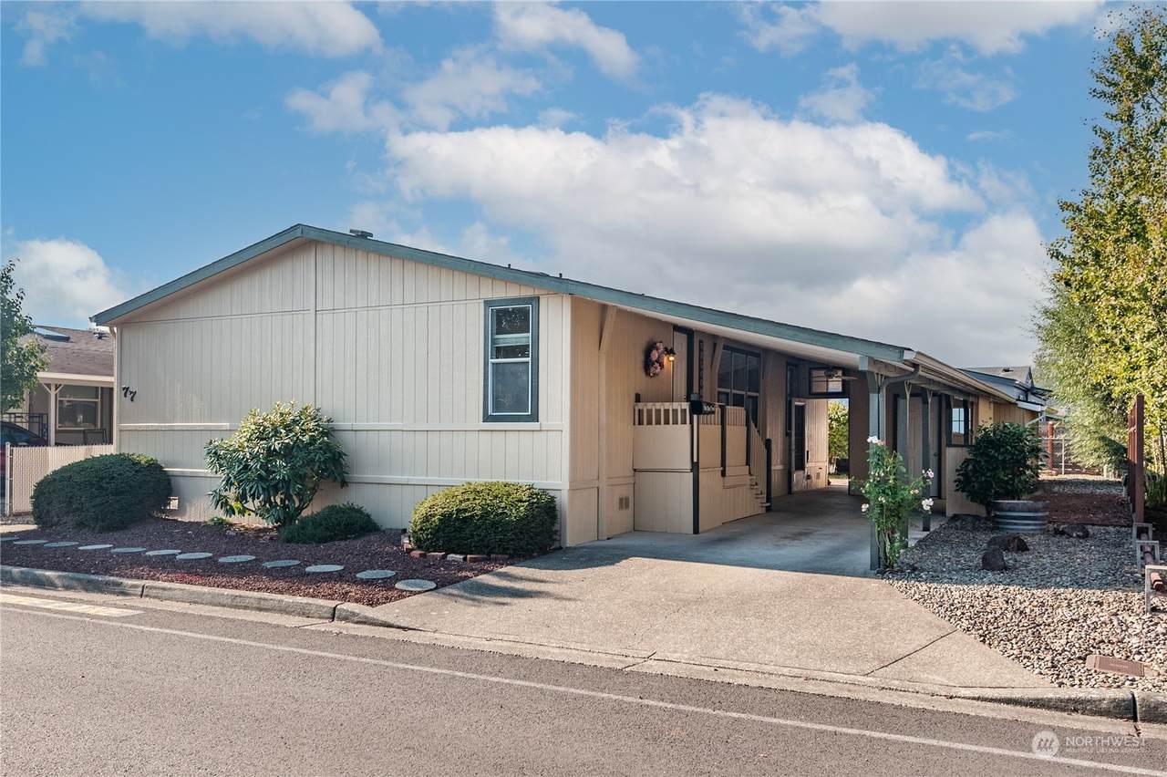 77 Blue Heron Drive - Photo 1