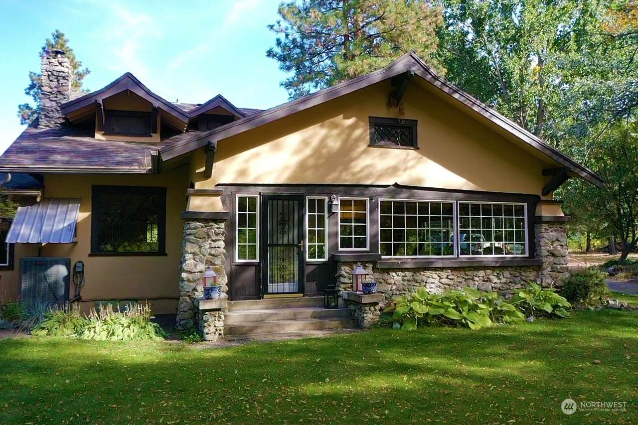 1326 Highway 7 - Photo 1