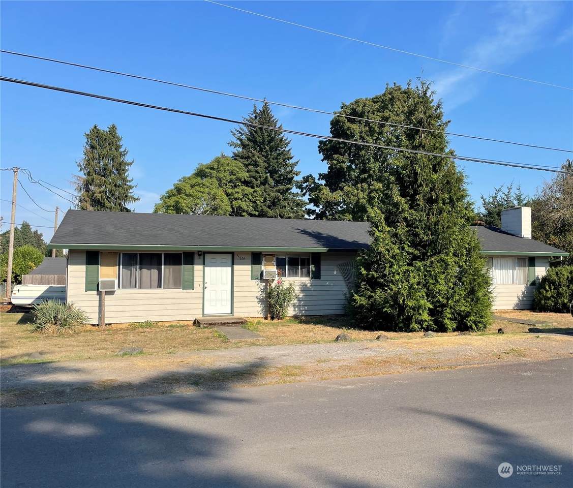 1518 35th Street - Photo 1