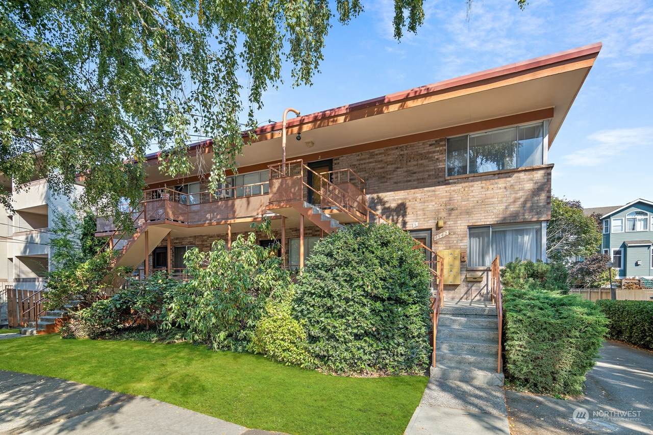 6542 4th Avenue - Photo 1